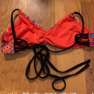 Xhilaration Swim - Xhilaration Tribal Bikini Top Xhilaration Swim - Xhilaration Tribal Bikini Top